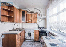 Продаж 3 кімнатної квартири (62/42/8), 8 пов. 9 пов. будинку