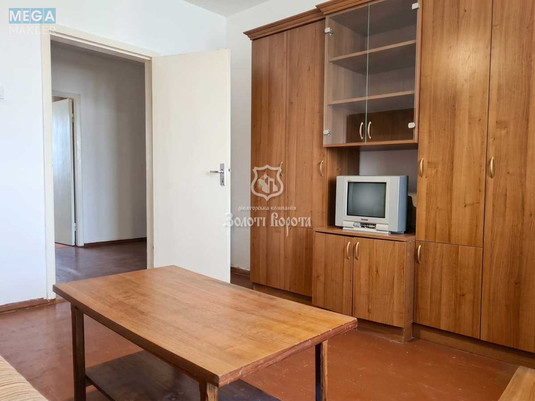 Продаж 3 кімнатної квартири (70,6/42,7/7,5), 2 пов. 9 пов. будинку, <a class="location-link" href="/vishnevoe/" title="Недвижимость Вишневе">Вишневе</a>, Машинобудівельників, 9 (изображение 1)