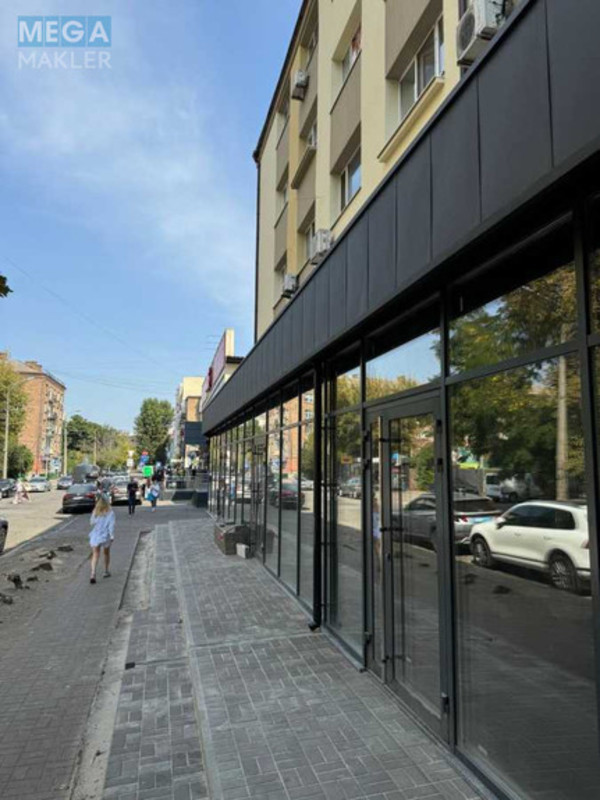 Продаж комерційної нерухомості, 100&nbsp;кв.м, под магазин, <a class="location-link" href="/kiev/" title="Недвижимость Київ">Київ</a>, <a class="location-link" href="/kiev/podolskij/" title="Недвижимость Подільський район">Подільський р-н</a>, Юрківська вул., 18 (изображение 1)