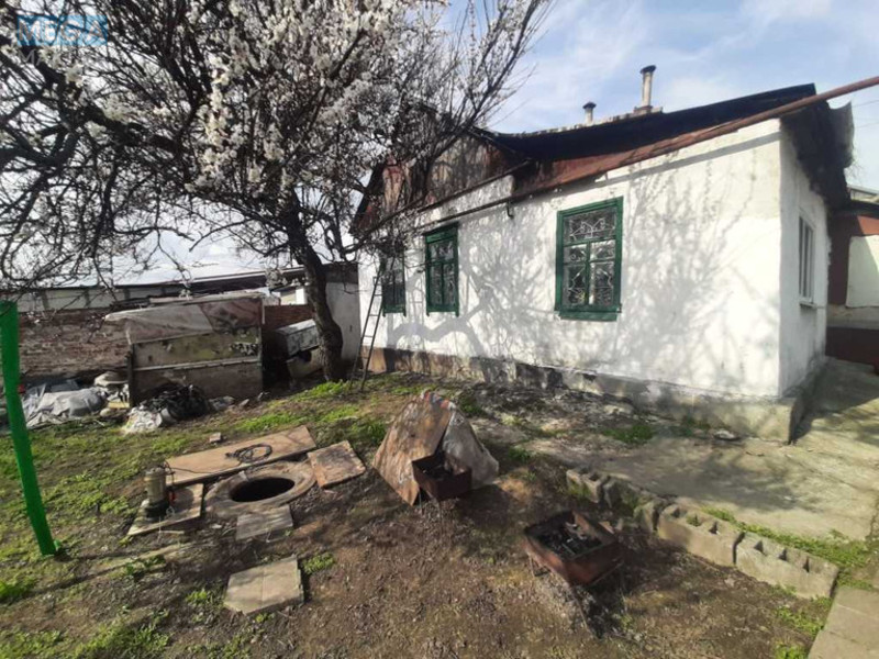 Продаж дома, 1&nbsp; поверх, 94&nbsp;кв.м, 5&nbsp;кімнат, ділянка 10&nbsp;соток, <a class="location-link" href="/dnepropetrovsk/" title="Недвижимость Дніпра">Дніпро</a>, Сірко, 106 (изображение 1)