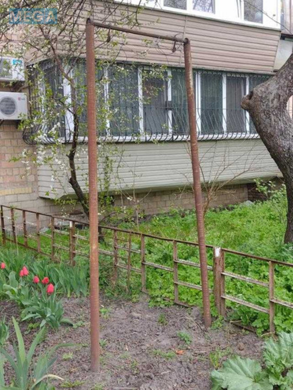 Продаж 3 кімнатної квартири (65/45/7), 1 пов. 5 пов. будинку, <a class="location-link" href="/kiev/" title="Недвижимость Київ">Київ</a>, <a class="location-link" href="/kiev/podolskij/" title="Недвижимость Подільський район">Подільський р-н</a>, Тираспольская ул., 43А (изображение 1)