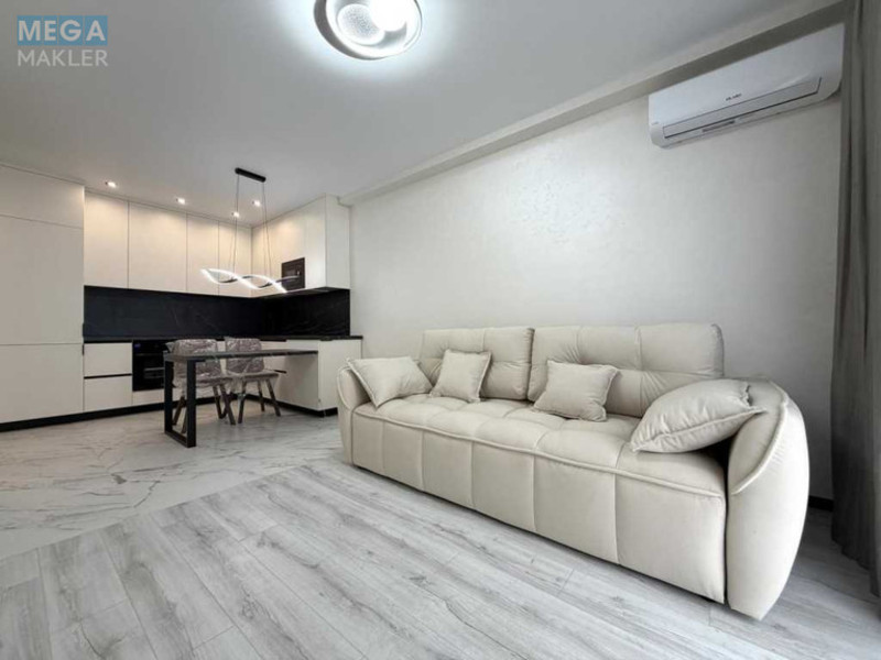 Новобудова, 24 поверхів, <a class="location-link" href="/kiev/" title="Недвижимость Київ">Київ</a>, <a class="location-link" href="/kiev/goloseevskij/" title="Недвижимость Голосіївський район">Голосіївський р-н</a>, Михайла Максимовича вул., 26Д (изображение 1)