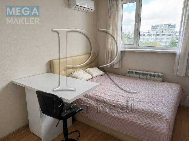 Продаж 1 кімнатної квартири (17/8/4), 5 пов. 13 пов. будинку, <a class="location-link" href="/kiev/" title="Недвижимость Київ">Київ</a>, <a class="location-link" href="/kiev/solomenskij/" title="Недвижимость Солом'янський район">Солом'янський р-н</a>, Машинобудівна вулиця, 41 (изображение 1)