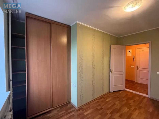 Продаж 2 кімнатної квартири (47,5/?/7,5), 6 пов. 9 пов. будинку, <a class="location-link" href="/kiev/" title="Недвижимость Київ">Київ</a>, <a class="location-link" href="/kiev/pecherskij/" title="Недвижимость Печерський район">Печерський р-н</a>, Менделеева ул., 12 (изображение 1)