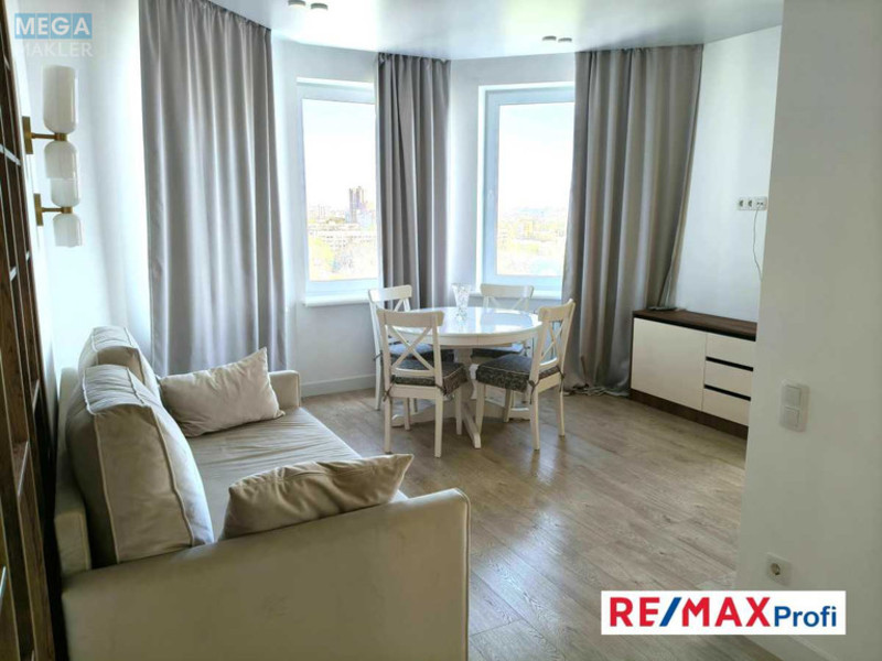 Оренда 2 кімнатної квартири, <a class="location-link" href="/kiev/" title="Недвижимость Київ">Київ</a>, <a class="location-link" href="/kiev/solomenskij/" title="Недвижимость Солом'янський район">Солом'янський р-н</a>, Генерала Шаповала вул., 20 (изображение 1)