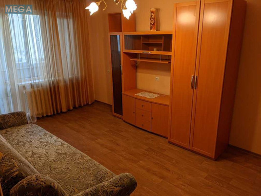 Оренда 1 кімнатної квартири, <a class="location-link" href="/odessa/" title="Недвижимость Одеса">Одеса</a>, <a class="location-link" href="/odessa/kievskij/" title="Недвижимость Київський район">Київський р-н</a>, Семьи Глодан, 9 (изображение 1)