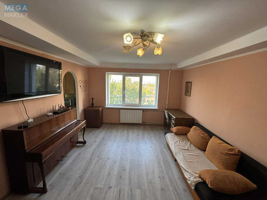 Оренда 2 кімнатної квартири, <a class="location-link" href="/kiev/" title="Недвижимость Київ">Київ</a>, <a class="location-link" href="/kiev/podolskij/" title="Недвижимость Подільський район">Подільський р-н</a>, Кирилівська вул., 124 (изображение 1)