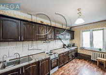 Продаж 3 кімнатної квартири (90/47/14), 10 пов. 16 пов. будинку