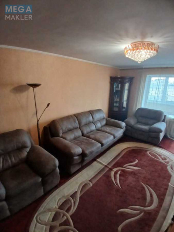 Оренда 3 кімнатної квартири, <a class="location-link" href="/kiev/" title="Недвижимость Київ">Київ</a>, <a class="location-link" href="/kiev/dneprovskij/" title="Недвижимость Дніпровський район">Дніпровський р-н</a>, Верховної Ради бульв., 19 (изображение 1)