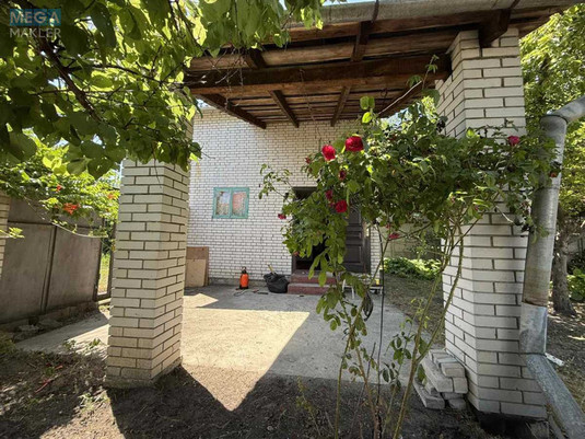 Продаж дома, 2&nbsp;поверху, 54&nbsp;кв.м, 3&nbsp;кімнати, ділянка 6&nbsp;соток, <a class="location-link" href="/kiev/" title="Недвижимость Київ">Київ</a>, <a class="location-link" href="/kiev/darnickij/" title="Недвижимость Дарницький район">Дарницький р-н</a>, 4-а Ентузіастів вул., 17 (изображение 1)