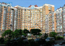 Продаж 3 кімнатної квартири (113/45/22), 6 пов. 18 пов. будинку