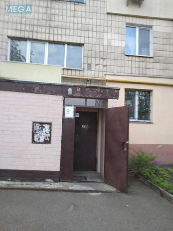 Оренда 1 кімнатної квартири, <a class="location-link" href="/kiev/" title="Недвижимость Київ">Київ</a>, <a class="location-link" href="/kiev/dneprovskij/" title="Недвижимость Дніпровський район">Дніпровський р-н</a>, Романа Шухевича просп., 22 (изображение 1)