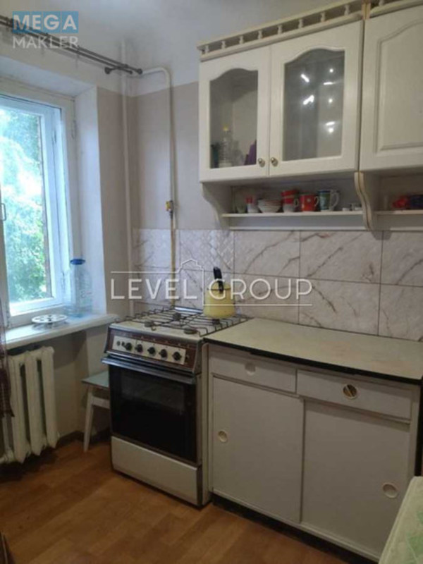 Продаж 1 кімнатної квартири (31,3/17/6,1), 3 пов. 5 пов. будинку, <a class="location-link" href="/kiev/" title="Недвижимость Київ">Київ</a>, <a class="location-link" href="/kiev/dneprovskij/" title="Недвижимость Дніпровський район">Дніпровський р-н</a>, Юрія Гагаріна просп., 20 (изображение 1)