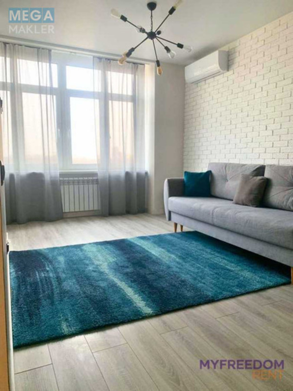 Оренда 2 кімнатної квартири, <a class="location-link" href="/kiev/" title="Недвижимость Київ">Київ</a>, <a class="location-link" href="/kiev/solomenskij/" title="Недвижимость Солом'янський район">Солом'янський р-н</a>, Митрополита Василя Липківського вул., 37В (изображение 1)