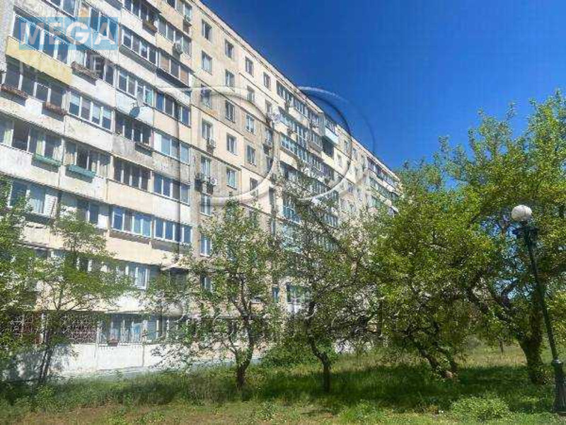 Продаж 3 кімнатної квартири (62/39/8), 3 пов. 9 пов. будинку, <a class="location-link" href="/kiev/" title="Недвижимость Київ">Київ</a>, <a class="location-link" href="/kiev/obolonskij/" title="Недвижимость Оболонський район">Оболонський р-н</a>, Прирічна вулиця, 5 (изображение 1)