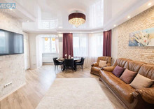 Продаж 3 кімнатної квартири (82/46/8), 10 пов. 11 пов. будинку