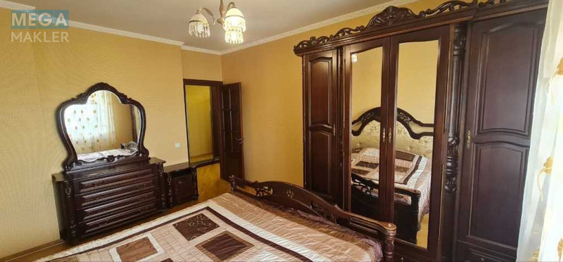 Оренда 2 кімнатної квартири, <a class="location-link" href="/kiev/" title="Недвижимость Київ">Київ</a>, <a class="location-link" href="/kiev/dneprovskij/" title="Недвижимость Дніпровський район">Дніпровський р-н</a>, Верховного Совета бульв., 14Б (изображение 1)