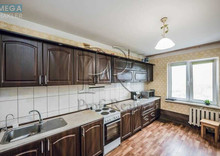 Продаж 3 кімнатної квартири (90/47/14), 10 пов. 16 пов. будинку
