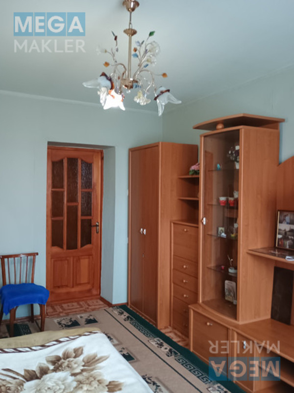 Продаж 3 кімнатної квартири (77/44/10), 4 пов. 5 пов. будинку, <a class="location-link" href="/gostomel/" title="Недвижимость Гостомель">Гостомель</a>, Свято-Покровська (изображение 1)
