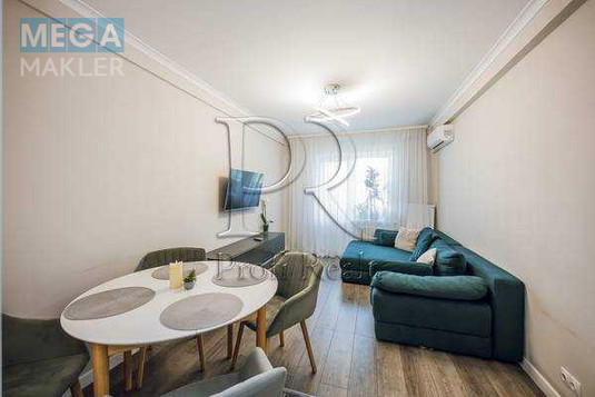 Продаж 3 кімнатної квартири (60/41/7), 8 пов. 9 пов. будинку, <a class="location-link" href="/kiev/" title="Недвижимость Київ">Київ</a>, <a class="location-link" href="/kiev/svyatoshinskij/" title="Недвижимость Святошинський район">Святошинський р-н</a>, Перемоги проспект, 148/1 (изображение 1)