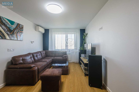 Продаж 3 кімнатної квартири (68,3/43,7/8), 12 пов. 16 пов. будинку, <a class="location-link" href="/kiev/" title="Недвижимость Київ">Київ</a>, <a class="location-link" href="/kiev/obolonskij/" title="Недвижимость Оболонський район">Оболонський р-н</a>, Оболонський просп., 13 (изображение 1)