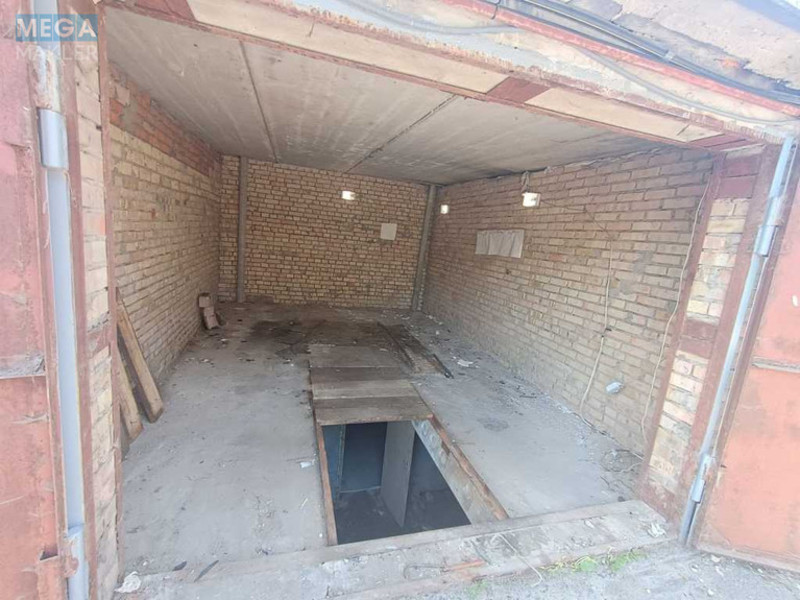 Продаж комерційної нерухомості, 44&nbsp;кв.м, <a class="location-link" href="/kiev/" title="Недвижимость Київ">Київ</a>, <a class="location-link" href="/kiev/desnyanskij/" title="Недвижимость Деснянський район">Деснянський р-н</a>, Пухівська вул., 2 (изображение 1)