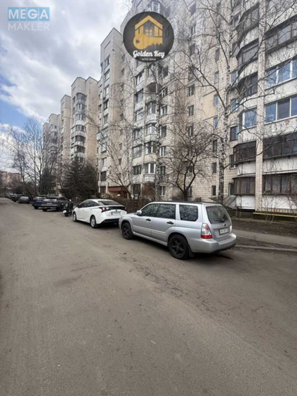 Продаж 3 кімнатної квартири (74,5/41/7,8), 5 пов. 10 пов. будинку, <a class="location-link" href="/kiev/" title="Недвижимость Київ">Київ</a>, <a class="location-link" href="/kiev/svyatoshinskij/" title="Недвижимость Святошинський район">Святошинський р-н</a>, Академіка Булаховського вул., 5а (изображение 1)