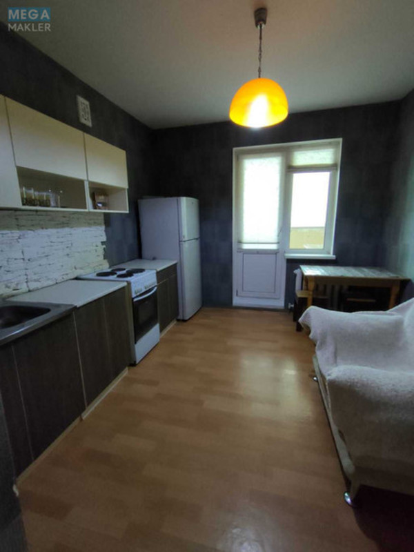 Оренда 2 кімнатної квартири, <a class="location-link" href="/kiev/" title="Недвижимость Київ">Київ</a>, <a class="location-link" href="/kiev/desnyanskij/" title="Недвижимость Деснянський район">Деснянський р-н</a>, Милославська вул., 8 (изображение 1)