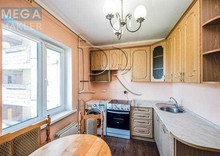 Продаж 3 кімнатної квартири (74/42/8), 6 пов. 16 пов. будинку