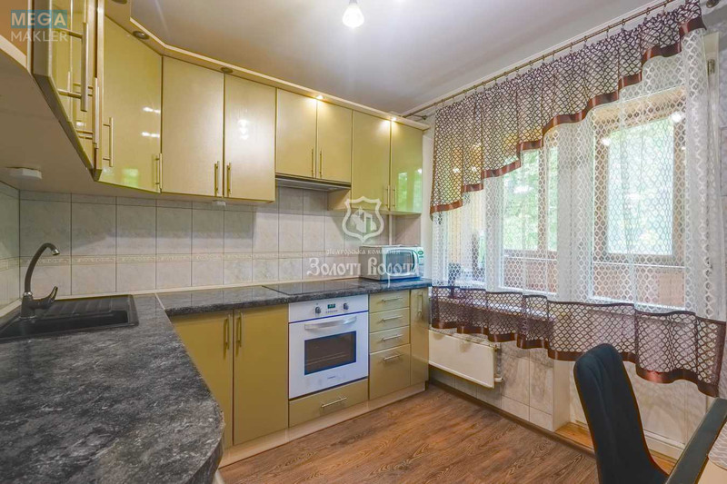 Продаж 3 кімнатної квартири (67,8/43/8,1), 1 пов. 16 пов. будинку, <a class="location-link" href="/kiev/" title="Недвижимость Київ">Київ</a>, <a class="location-link" href="/kiev/svyatoshinskij/" title="Недвижимость Святошинський район">Святошинський р-н</a>, Академіка Корольова просп., 12і (изображение 1)