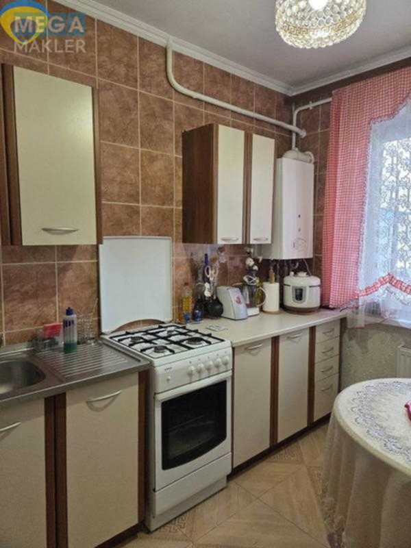 Продаж 5 кімнатної квартири (97/60/12), 1 пов. 10 пов. будинку, <a class="location-link" href="/odessa/" title="Недвижимость Одеса">Одеса</a>, <a class="location-link" href="/odessa/primorskij/" title="Недвижимость Приморський район">Приморський р-н</a>, Балковская (изображение 1)