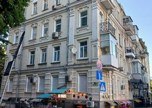 Продаж 2 кімнатної квартири (41/26,5/6), 4 пов. 4 пов. будинку