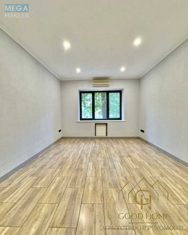 Продаж 2 кімнатної квартири (64,7/42/8), 1 пов. 4 пов. будинку, <a class="location-link" href="/kiev/" title="Недвижимость Київ">Київ</a>, <a class="location-link" href="/kiev/solomenskij/" title="Недвижимость Солом'янський район">Солом'янський р-н</a>, Вузівська вул., 4 (изображение 1)
