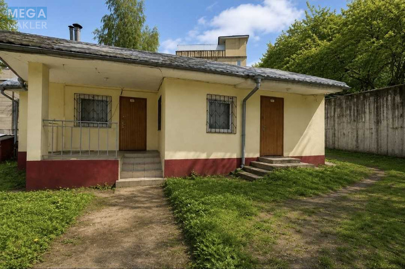 Продаж дома, 2&nbsp;поверху, 160&nbsp;кв.м, 3&nbsp;кімнати, ділянка 10&nbsp;соток, <a class="location-link" href="/kiev/" title="Недвижимость Київ">Київ</a>, <a class="location-link" href="/kiev/podolskij/" title="Недвижимость Подільський район">Подільський р-н</a>, Нижньоюрківська вул., 39а (изображение 1)
