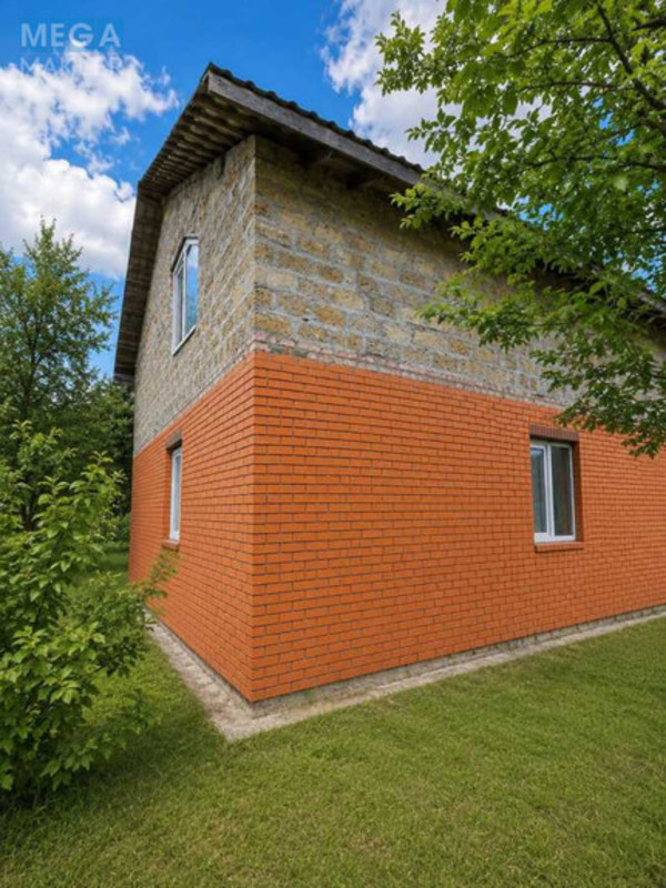 Продаж дома, 2&nbsp;поверху, 115&nbsp;кв.м, 4&nbsp;кімнати, ділянка 8&nbsp;соток, <a class="location-link" href="/malyutyanka/" title="Недвижимость Малютянка">Малютянка</a>, Липовий провулок, 3 (изображение 1)