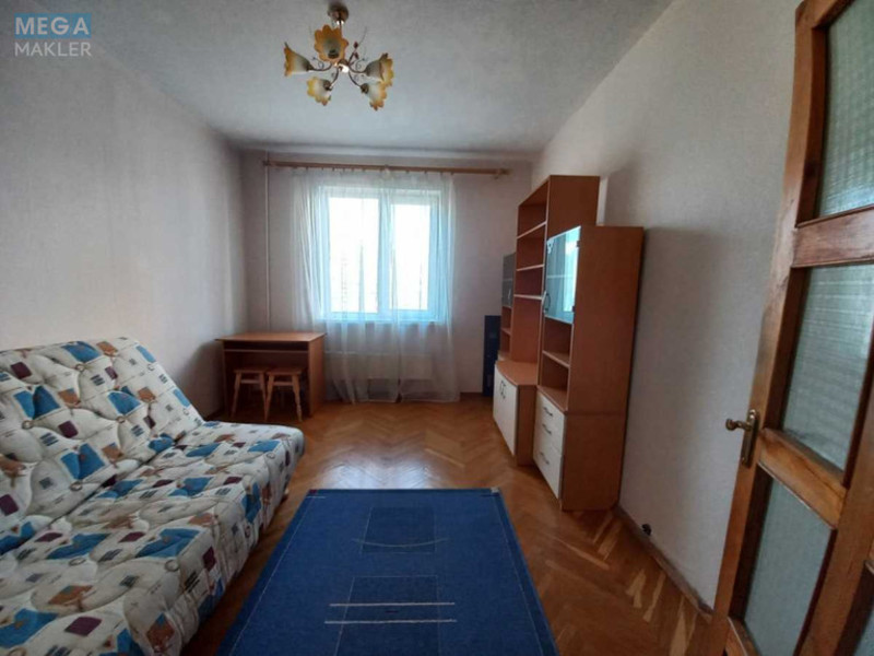 Оренда кімнати (підселення), <a class="location-link" href="/kiev/" title="Недвижимость Київ">Київ</a>, <a class="location-link" href="/kiev/darnickij/" title="Недвижимость Дарницький район">Дарницький р-н</a>, Анни Ахматової вул., 19 (изображение 1)