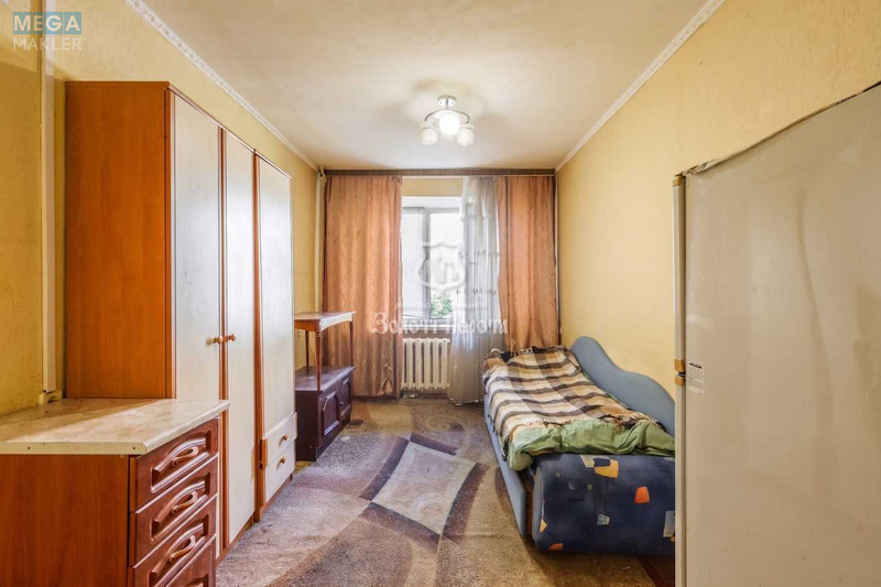 Продаж 7 кімнатної квартири (17,9/?/?), 1 пов. 5 пов. будинку, <a class="location-link" href="/kiev/" title="Недвижимость Київ">Київ</a>, <a class="location-link" href="/kiev/desnyanskij/" title="Недвижимость Деснянський район">Деснянський р-н</a>, Лісовий просп., 12б (изображение 1)