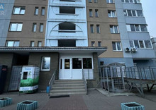 Продаж 2 кімнатної квартири (73/?/12), 12 пов. 22 пов. будинку