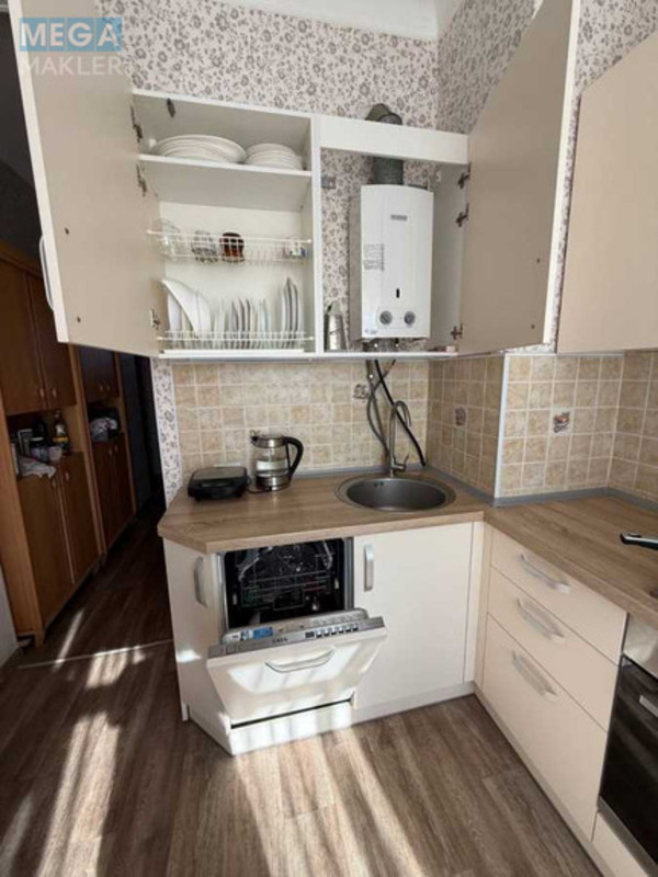 Продаж 3 кімнатної квартири (73/48/8), 3 пов. 5 пов. будинку, <a class="location-link" href="/dnepropetrovsk/" title="Недвижимость Дніпра">Дніпро</a>, Боброва, 21А (изображение 1)