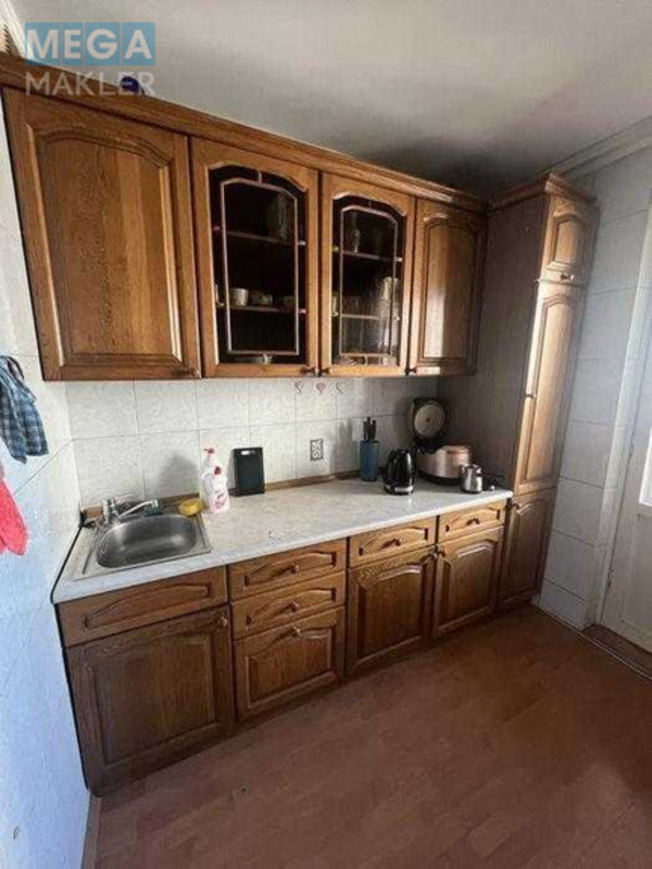 Продаж 3 кімнатної квартири (71/?/8,3), 11 пов. 16 пов. будинку, <a class="location-link" href="/kiev/" title="Недвижимость Київ">Київ</a>, <a class="location-link" href="/kiev/dneprovskij/" title="Недвижимость Дніпровський район">Дніпровський р-н</a>, Хорольська вул., 1 (изображение 1)