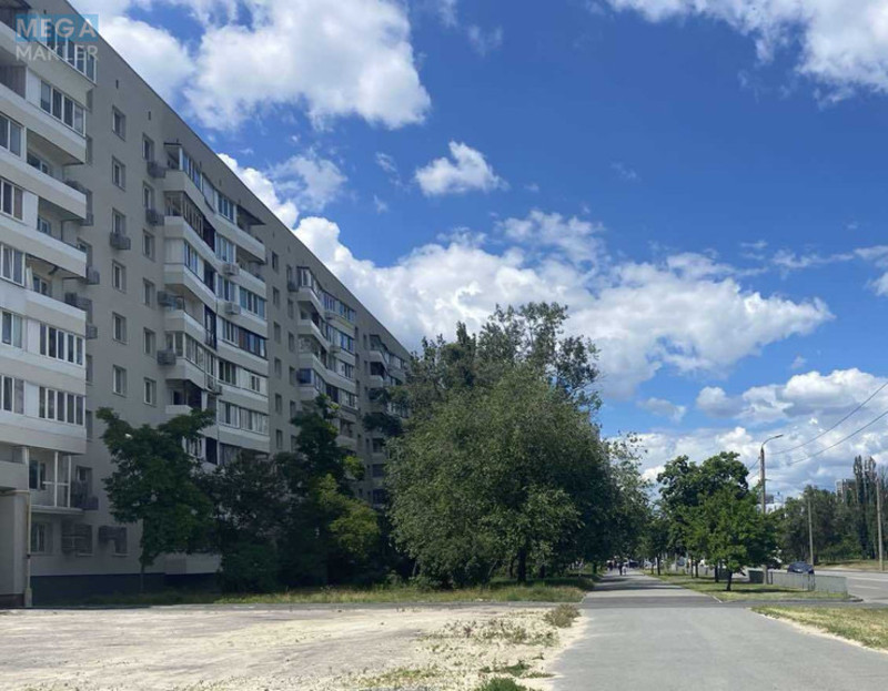 Оренда 3 кімнатної квартири, <a class="location-link" href="/dnepropetrovsk/" title="Недвижимость Дніпра">Дніпро</a>, Набережна Перемоги, 118 (изображение 1)