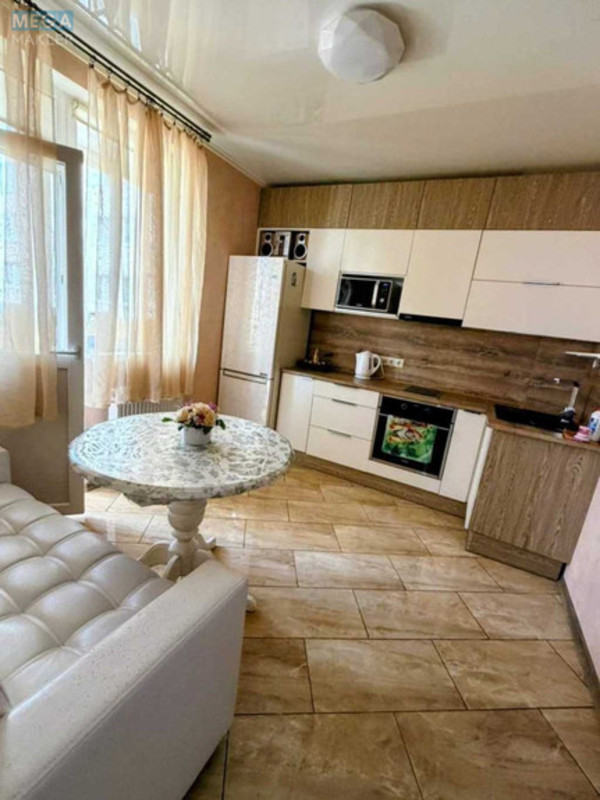 Оренда 1 кімнатної квартири, <a class="location-link" href="/odessa/" title="Недвижимость Одеса">Одеса</a>, <a class="location-link" href="/odessa/malinovskij/" title="Недвижимость Малиновський район">Малиновський р-н</a>, Рихтера, 148а (изображение 1)