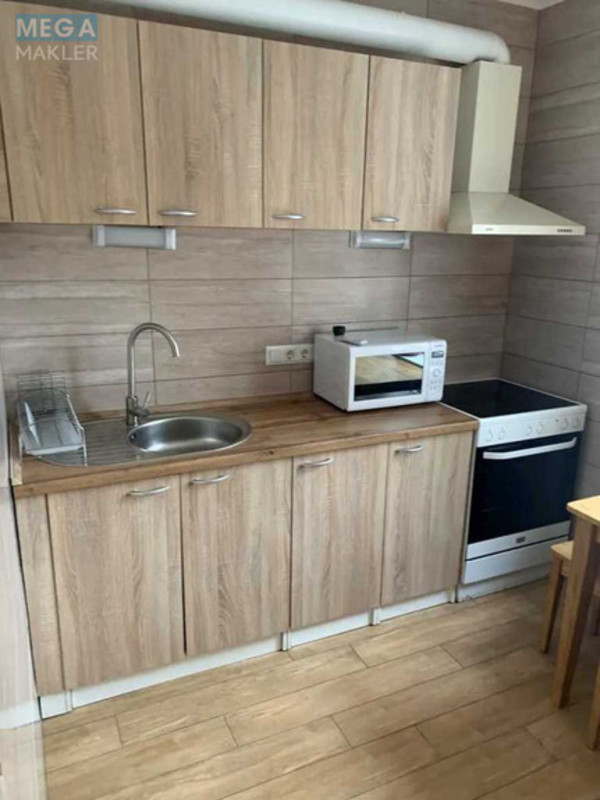 Оренда 2 кімнатної квартири, <a class="location-link" href="/kiev/" title="Недвижимость Київ">Київ</a>, <a class="location-link" href="/kiev/darnickij/" title="Недвижимость Дарницький район">Дарницький р-н</a>, Александра Кошица ул., 10/21 (изображение 1)
