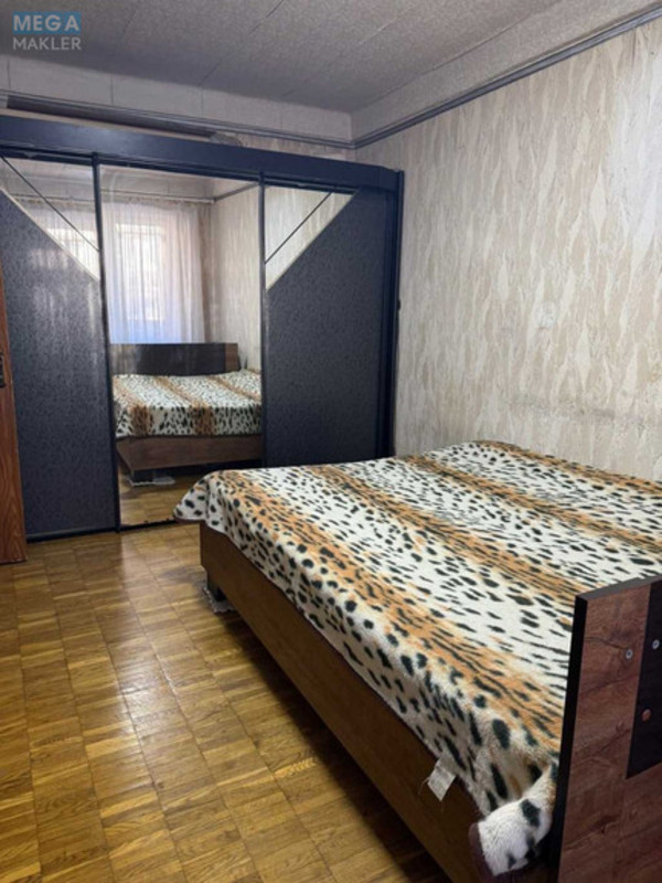 Оренда 2 кімнатної квартири, <a class="location-link" href="/kiev/" title="Недвижимость Київ">Київ</a>, <a class="location-link" href="/kiev/dneprovskij/" title="Недвижимость Дніпровський район">Дніпровський р-н</a>, Харьковское шоссе, 4/1 (изображение 1)