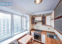 Продаж 3 кімнатної квартири (69/42/7), 9 пов. 9 пов. будинку