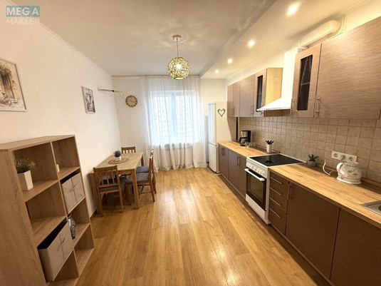 Оренда 3 кімнатної квартири, <a class="location-link" href="/kiev/" title="Недвижимость Київ">Київ</a>, <a class="location-link" href="/kiev/darnickij/" title="Недвижимость Дарницький район">Дарницький р-н</a>, Елизаветы Чавдар ул., 6 (изображение 1)