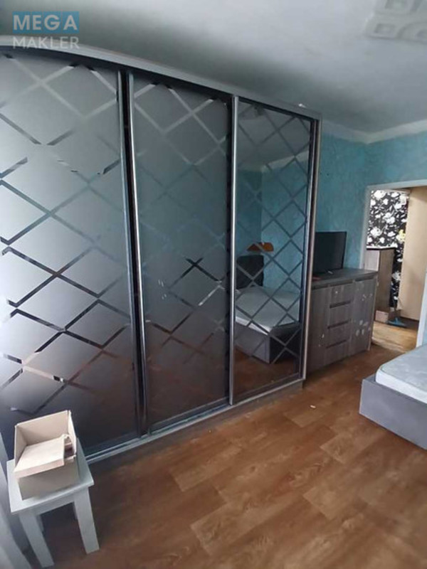 Оренда 3 кімнатної квартири, <a class="location-link" href="/kiev/" title="Недвижимость Київ">Київ</a>, <a class="location-link" href="/kiev/dneprovskij/" title="Недвижимость Дніпровський район">Дніпровський р-н</a>, Миру просп., 2 (изображение 1)