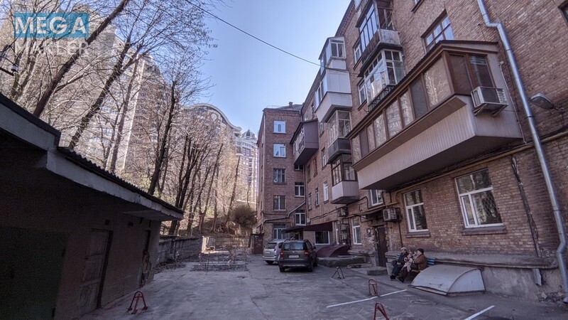 Оренда 2 кімнатної квартири, стандарт, <a class="location-link" href="/kiev/" title="Недвижимость Київ">Київ</a>, <a class="location-link" href="/kiev/pecherskij/" title="Недвижимость Печерський район">Печерський р-н</a>, Первомайского 9А ( <img src="https://megamakler.com.ua/metro/00ff00.gif" alt="" class="metro" /> м. Кловская, 2 ) (изображение 1)