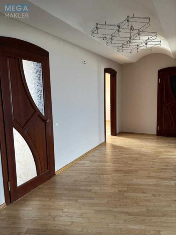 Продаж 4 кімнатної квартири (142/?/27), 19 пов. 25 пов. будинку, <a class="location-link" href="/kiev/" title="Недвижимость Київ">Київ</a>, <a class="location-link" href="/kiev/solomenskij/" title="Недвижимость Солом'янський район">Солом'янський р-н</a>, Клиническая ул., 23/25 (изображение 1)