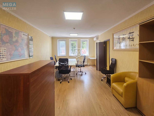 Продаж комерційної нерухомості, 55,50&nbsp;кв.м, под офис, <a class="location-link" href="/kiev/" title="Недвижимость Київ">Київ</a>, <a class="location-link" href="/kiev/goloseevskij/" title="Недвижимость Голосіївський район">Голосіївський р-н</a>, Голосіївська вул., 13а (изображение 1)